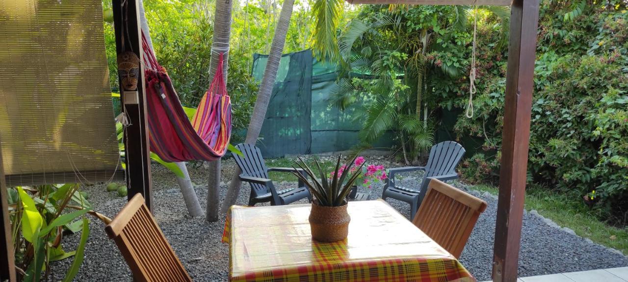 Bungalow Tout Confort Avec Piscine Partagee A 5 Mn De La Mer Saint-Francois  Eksteriør bilde
